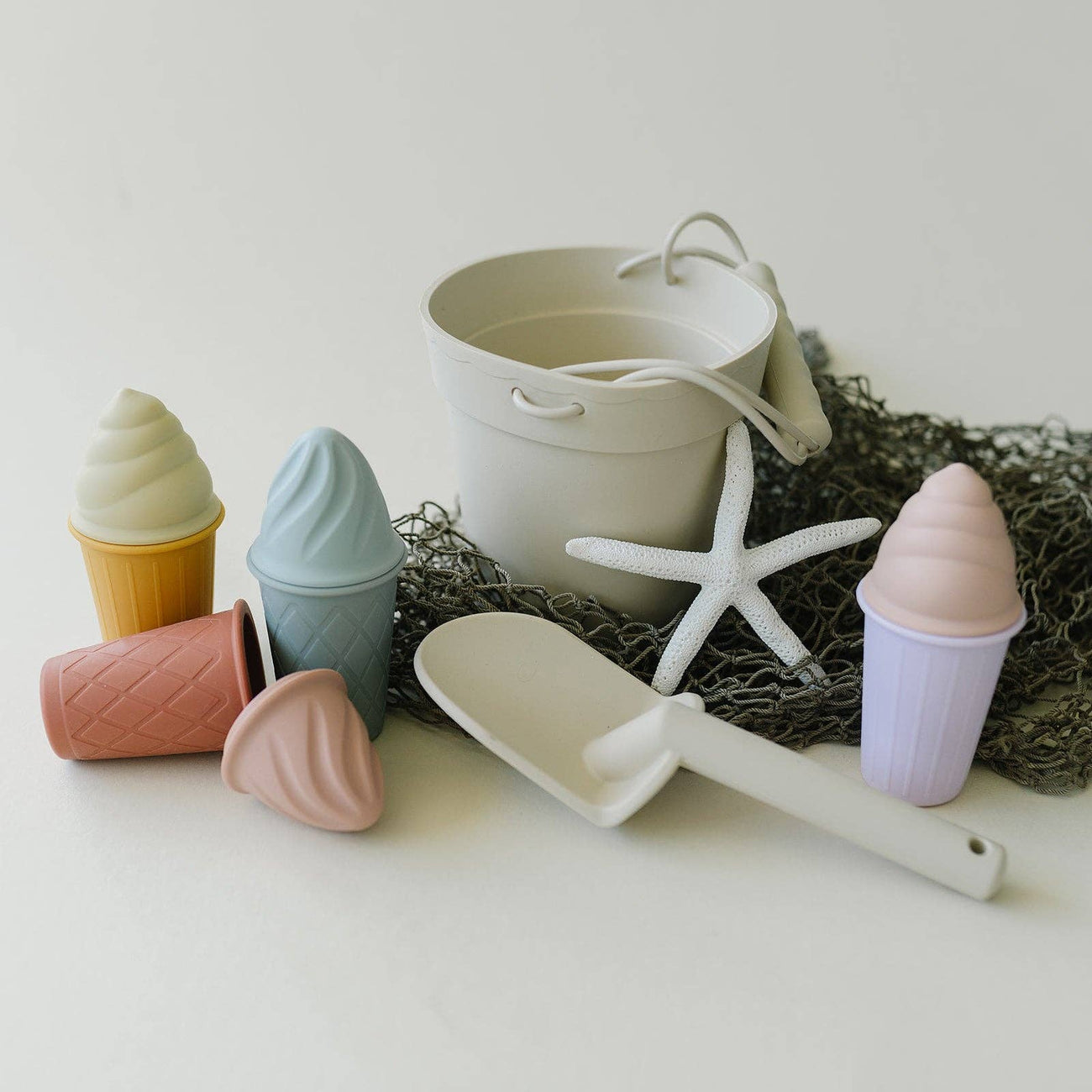 Classic Retro Silicone Ice Cream Beach Set